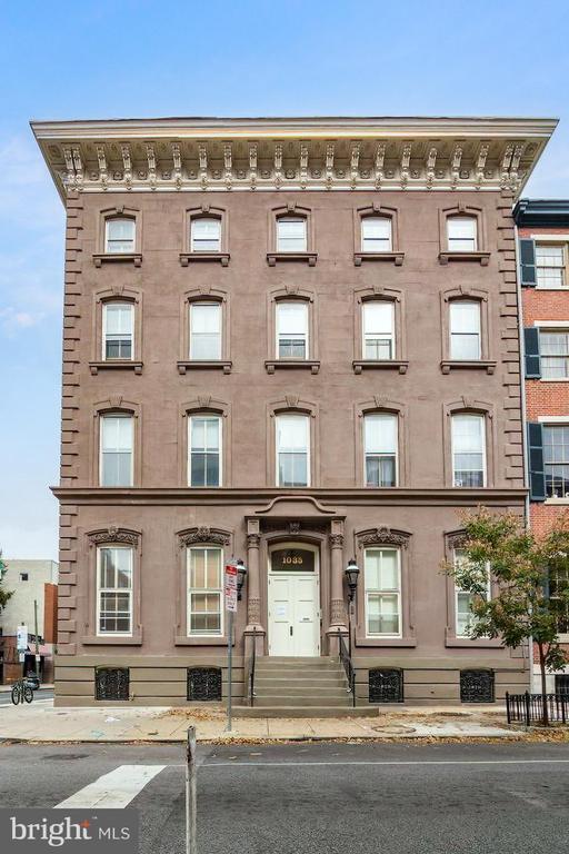 Building Photo - 1035 Spruce St