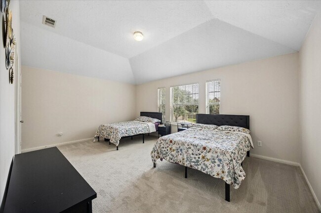 Building Photo - 1810 Freedom Tree Ct