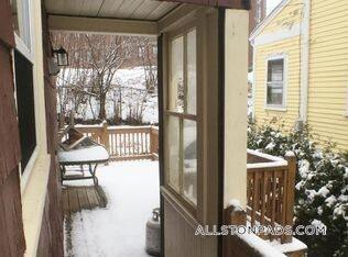 Building Photo - 4 Barstow St