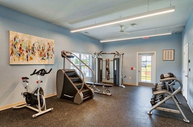 Building Photo - Village at Hunter's Run Apartments