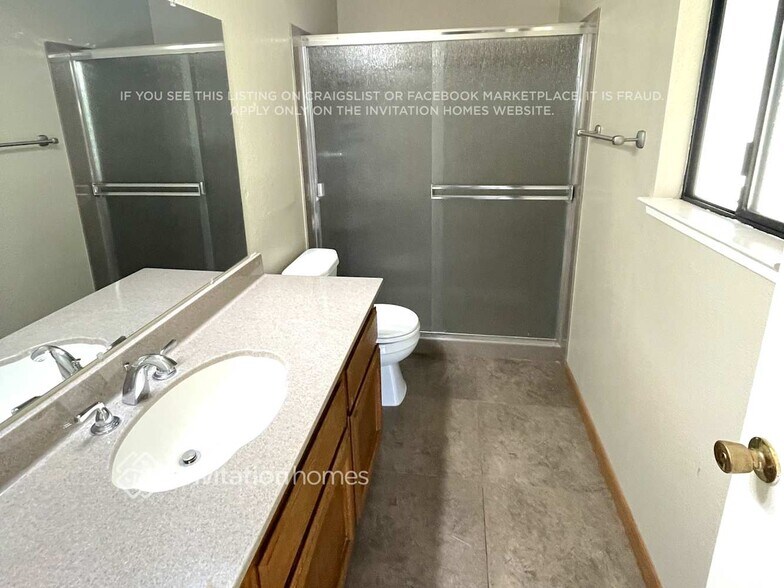 Building Photo - 1025 Old Mill Cir