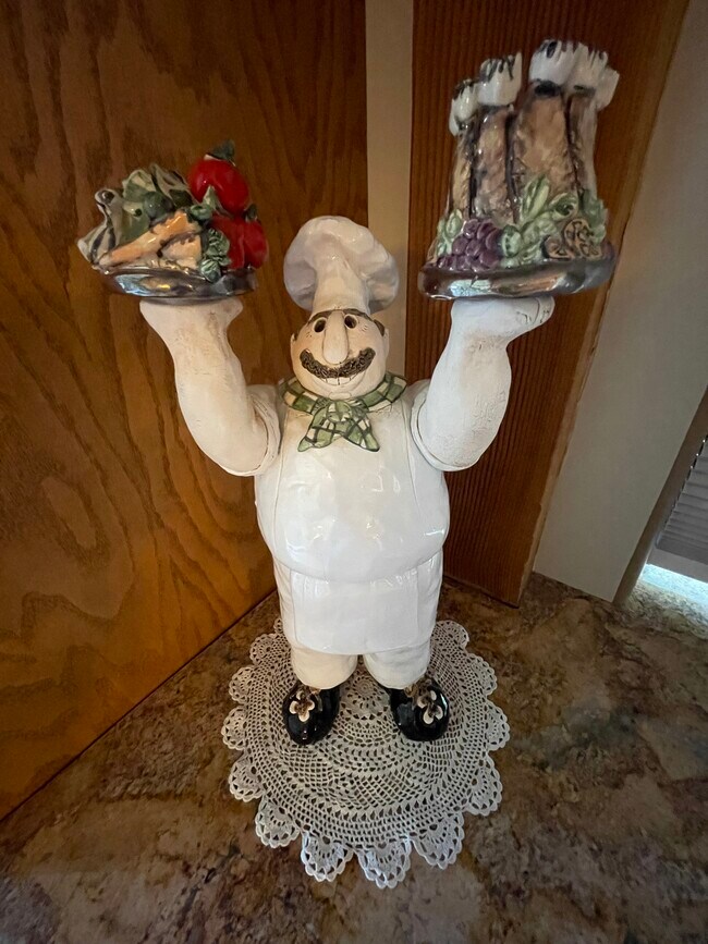 My best Chef - 23437 Vanowen St