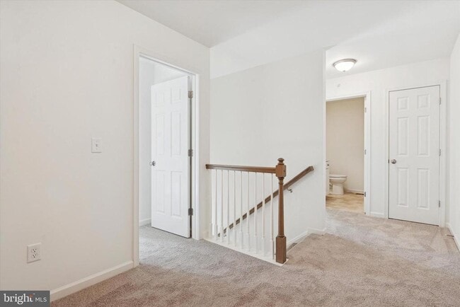 Building Photo - 148 SILVERSMITH Rd