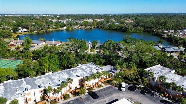 Building Photo - 133 Wild Palm Dr