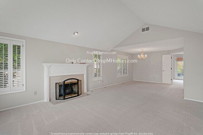 Building Photo - King City Charmer 55+ Community: Your Perf...