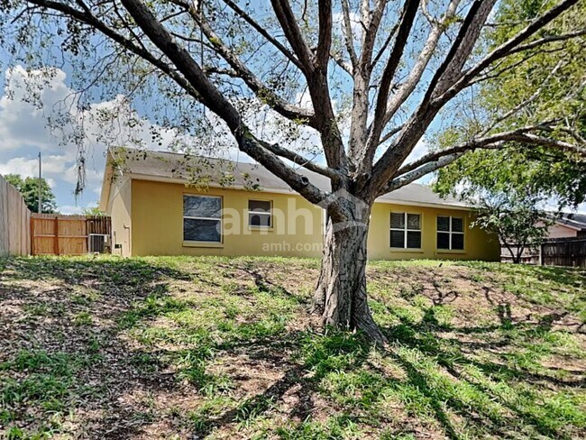 Building Photo - 12301 Woodglen Cir