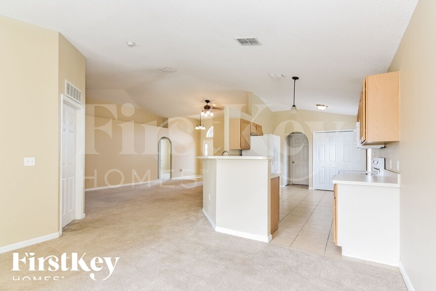 Building Photo - 3634 Queens Cove Blvd