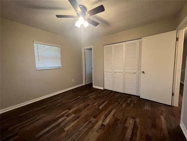 Building Photo - 610 Patlin Ave