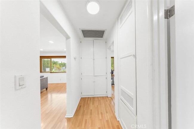 Building Photo - 12329 Burton St