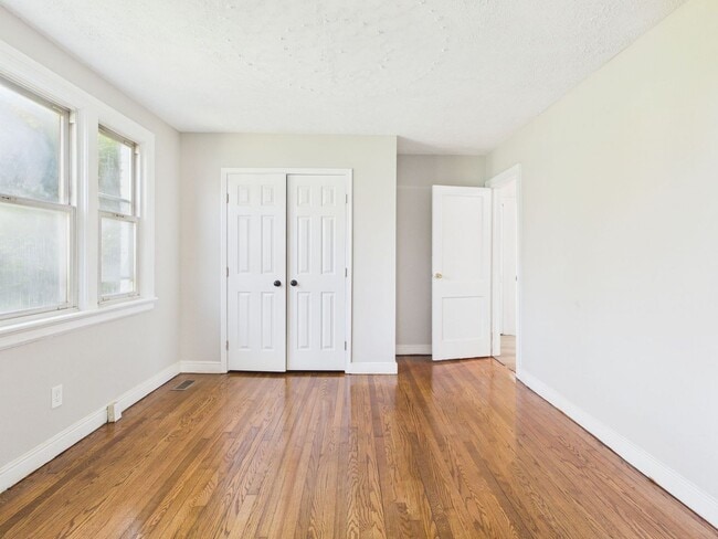 Building Photo - 3600 Pilots Ln