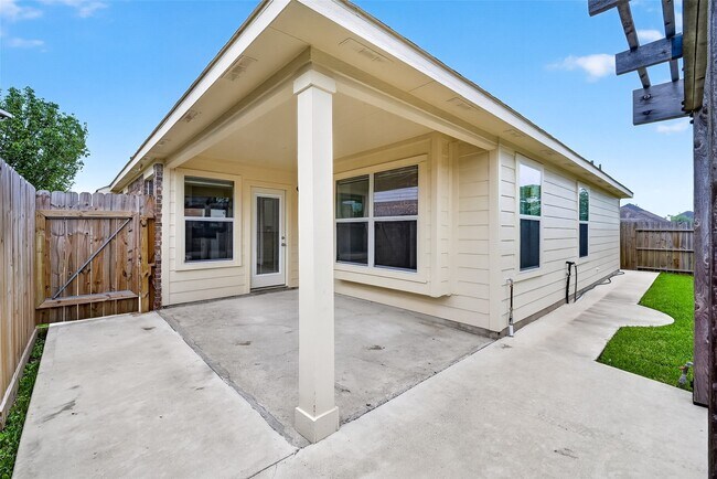 Building Photo - 1814 Midnight Ln