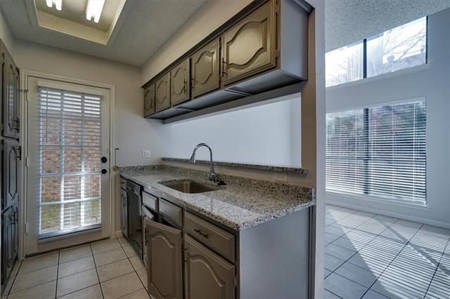 Building Photo - 760 Via Miramonte