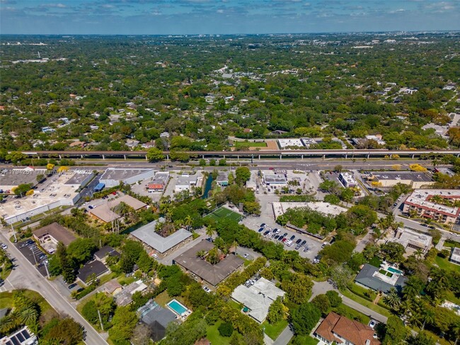 Building Photo - 6330 SW 79th St