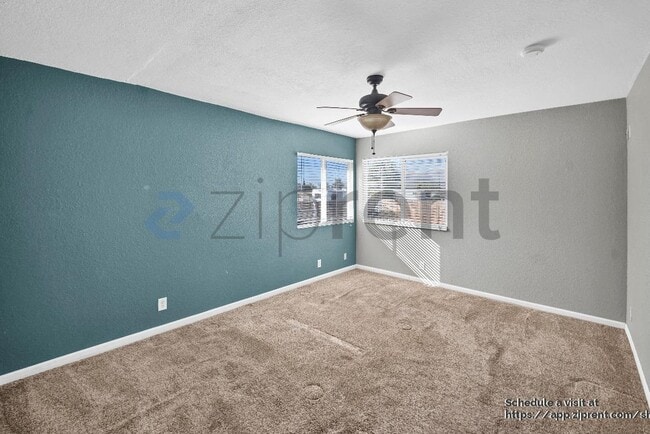 Building Photo - 43822 Palm Ave