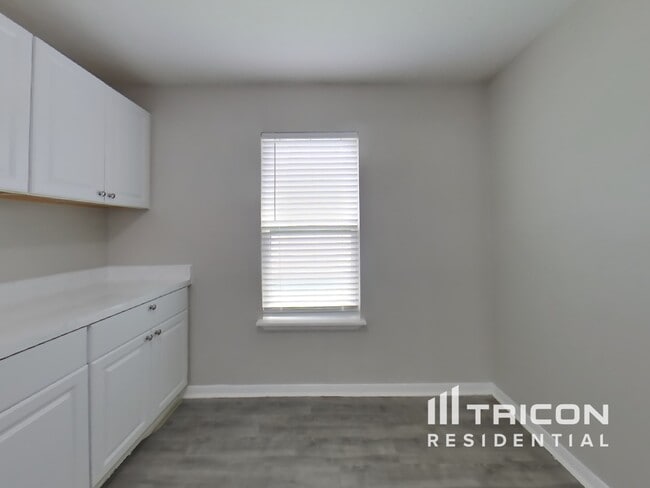 Building Photo - 18311 Autumn Trails Ln
