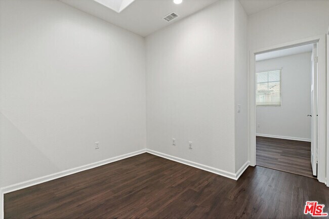 Building Photo - 12259 N Lima Way