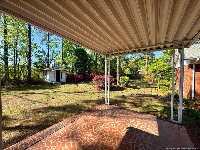 Building Photo - 400 Harrill Cir