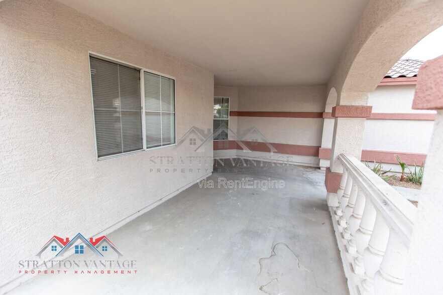 Building Photo - 5706 N 74th Dr