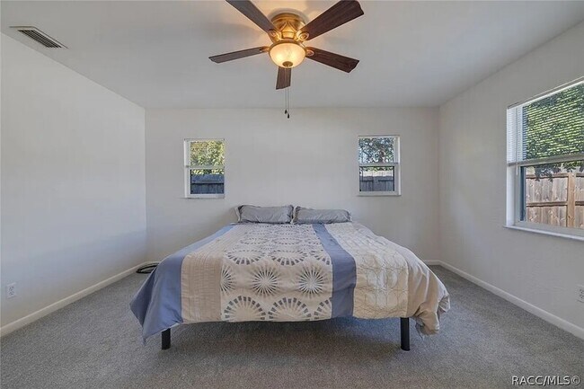 Building Photo - 2701 56th Ln N