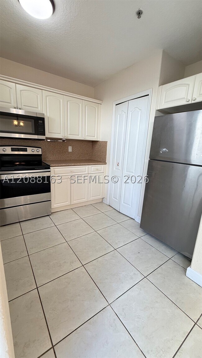 Building Photo - 8177 W 36th Ave