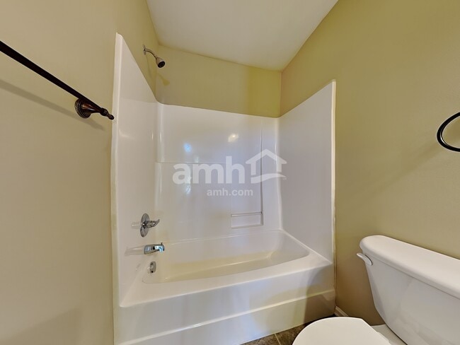 Building Photo - 2430 Joshua Ln