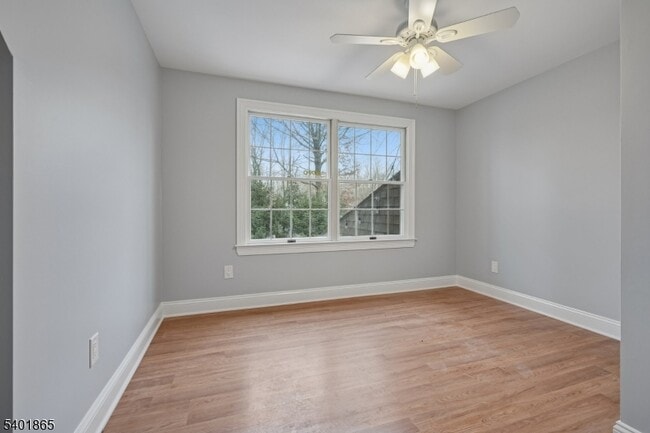 Building Photo - 16-21 Split Rock Rd