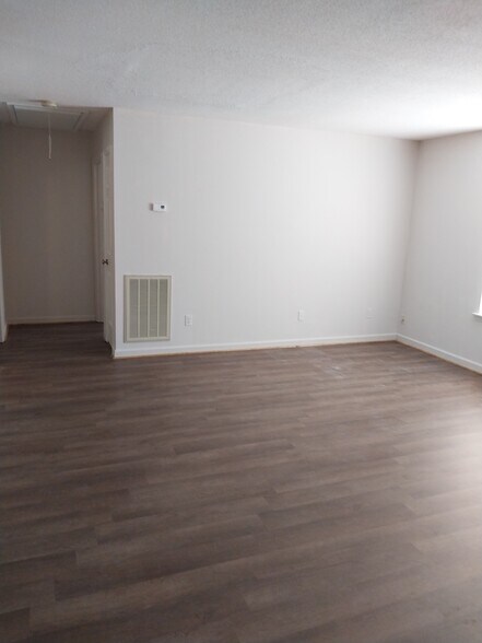 Building Photo - 9901 Hixson Pike