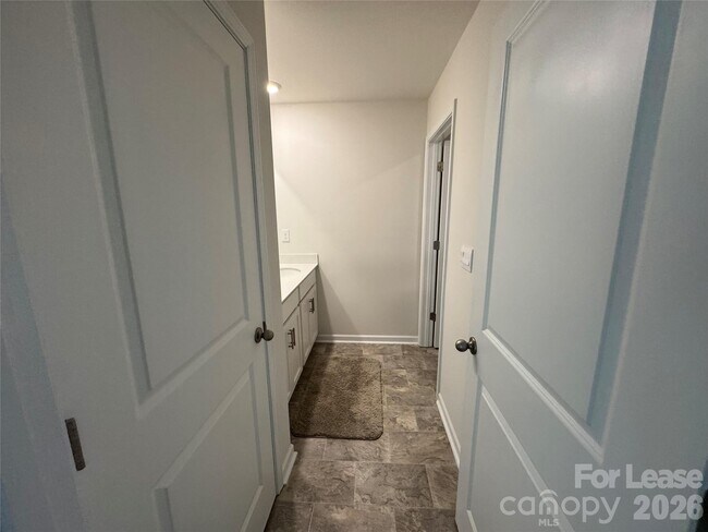 Building Photo - 10749 Adair Wds Dr