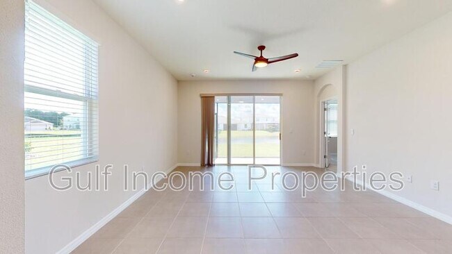 Building Photo - 411 157th Ct E