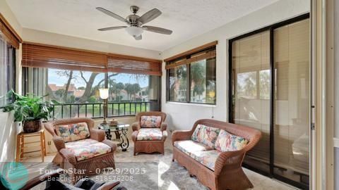 Building Photo - 402 Sea Oats Dr