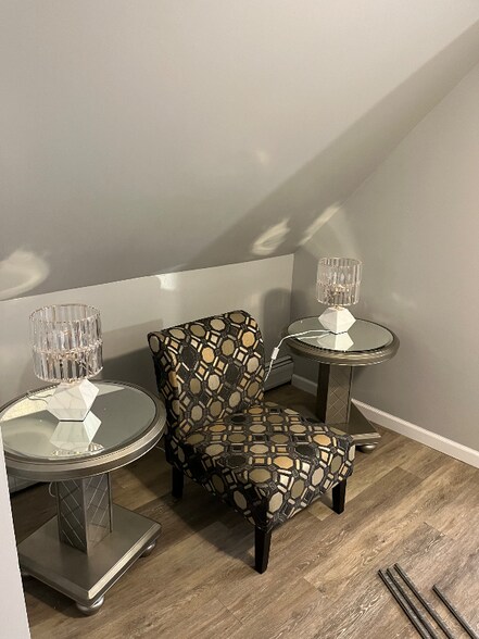 Building Photo - 205 Southampton St