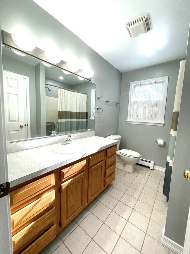 Building Photo - 26 Sallys Ln