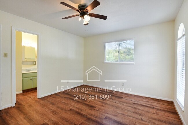 Building Photo - 6603 Cherryleaf St