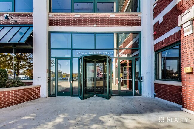Building Photo - 4000 W Diversey Ave