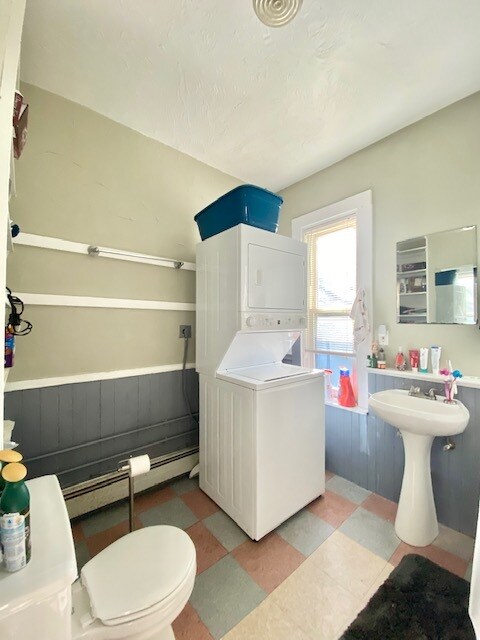 Building Photo - 44 Delle Ave