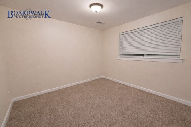 Building Photo - 873 W 2400 N St