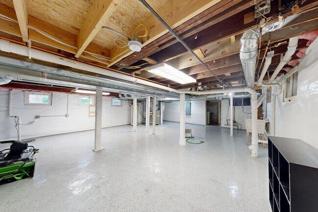 Building Photo - 523 Prairie St
