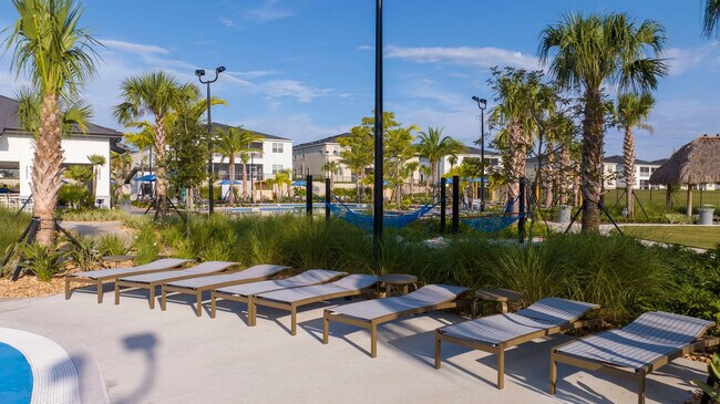 Building Photo - 1053 Splash Shot Pl