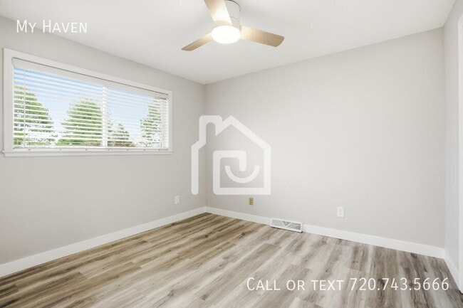 Building Photo - 2351 S Garland St