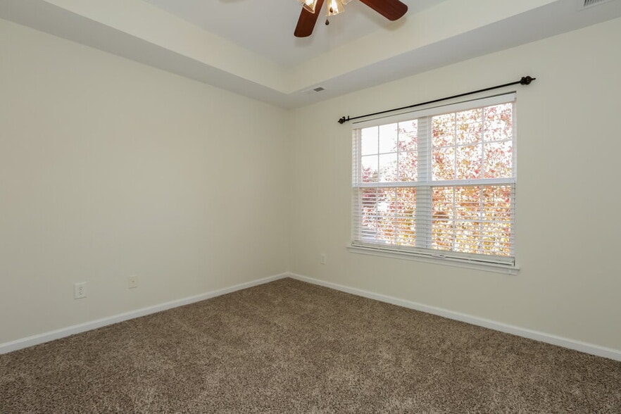 Building Photo - 19404 Fridley Ln