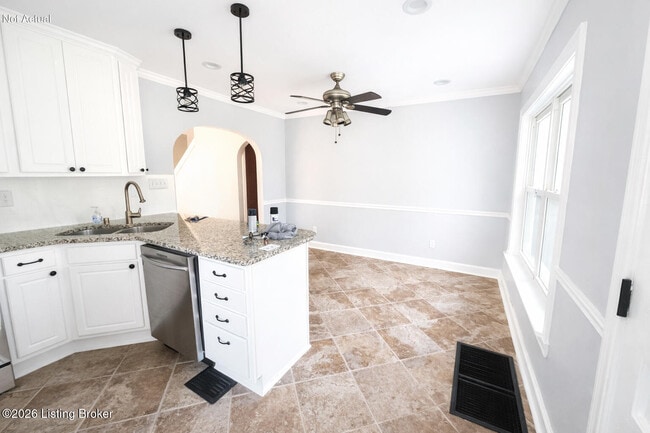 Building Photo - 3016 Carson Way