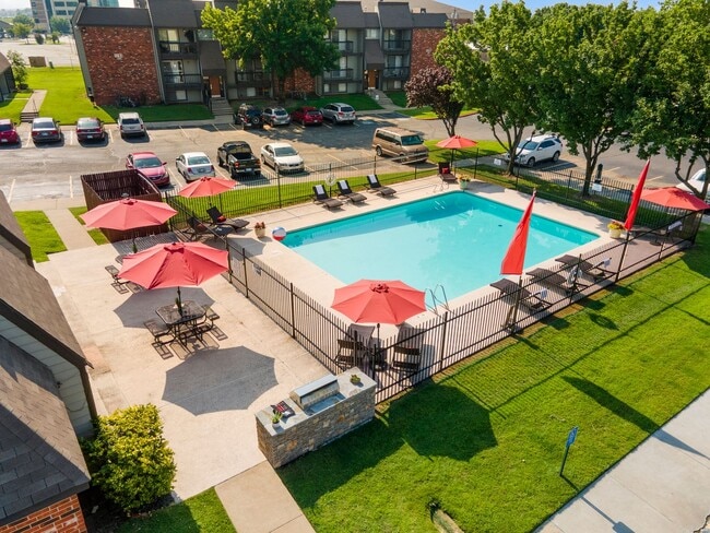 Building Photo - 1 Bedroom, 1 Easy Utility Fee — Stress-Free Living