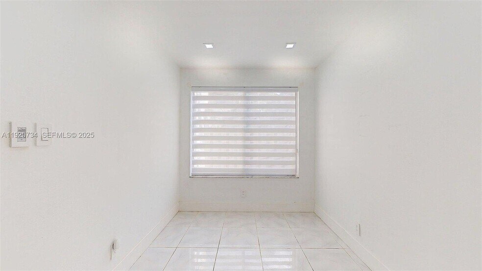 Building Photo - 8212 NW 8th Pl