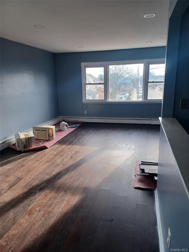 Building Photo - 1 Nicholas Ave