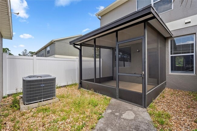 Building Photo - 12335 Cruxbury Dr