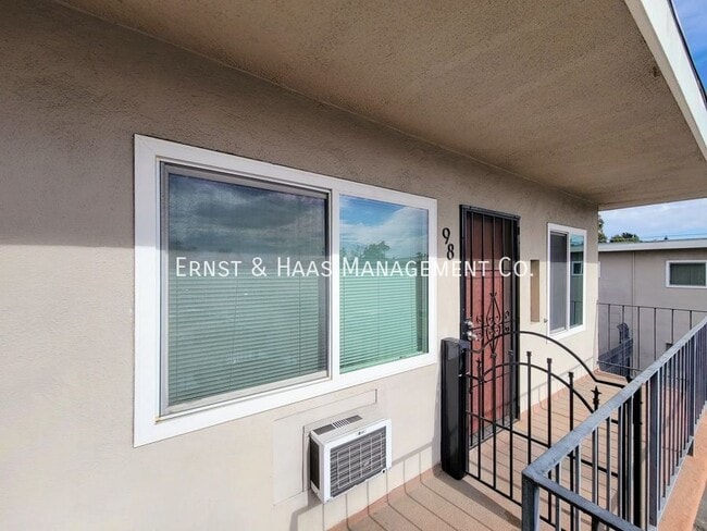 Building Photo - 5050 Linden Ave