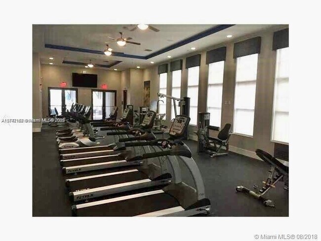 Building Photo - 9203 SW 170th Ct