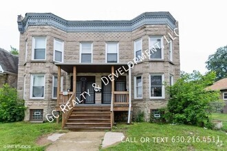 Building Photo - *** 3 BDRM - 1BTH / NEAR PARKS & RESTURANT...