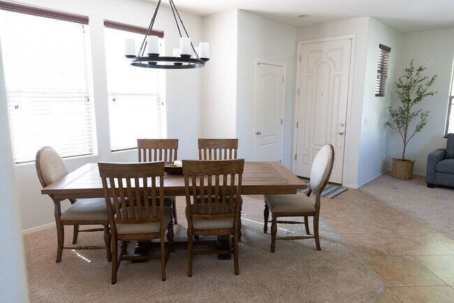 Building Photo - 3279 E Milky Way