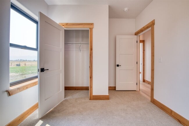 Building Photo - Beautiful Home in Stevensville!!!